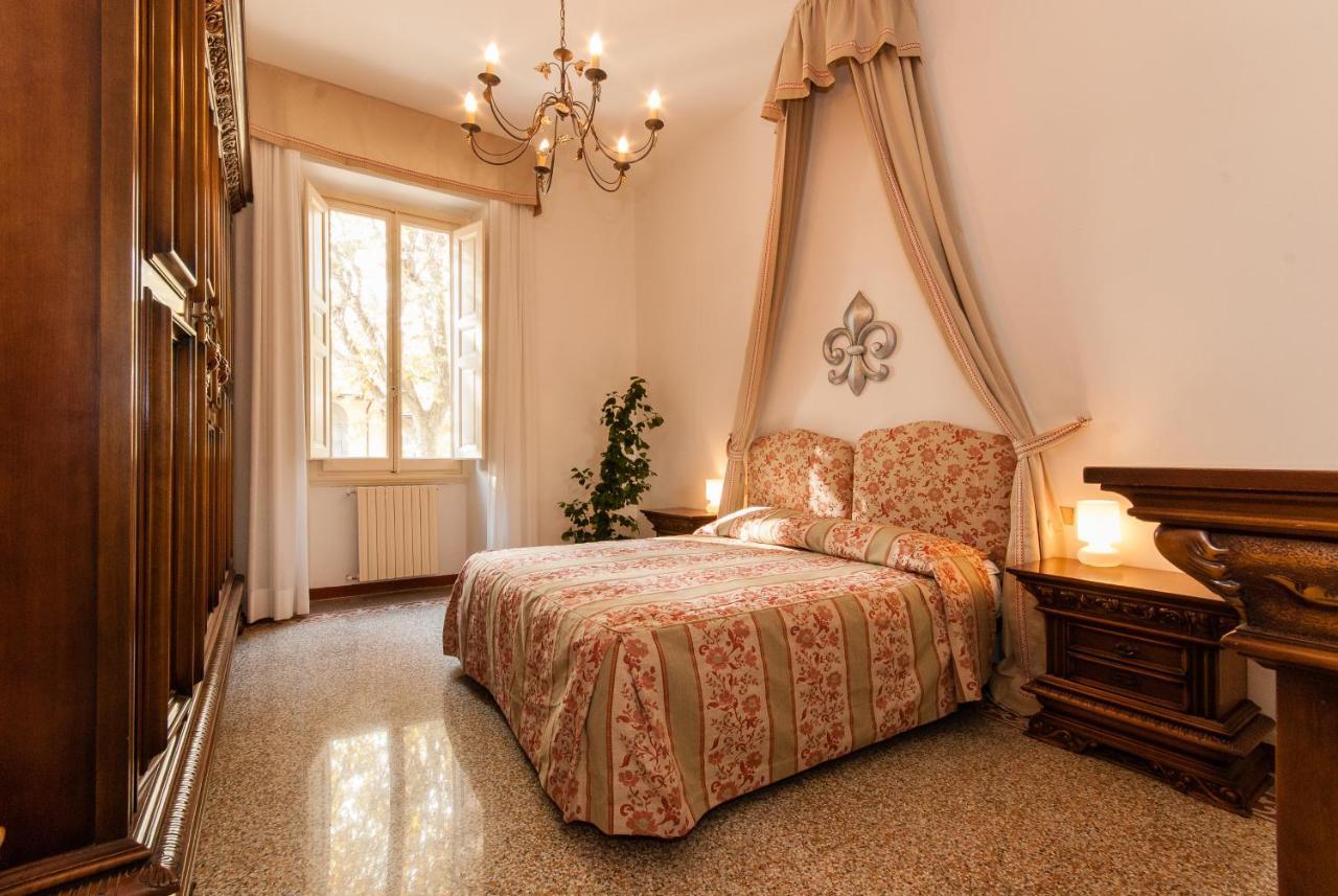 Apartment Oltrarno Florence