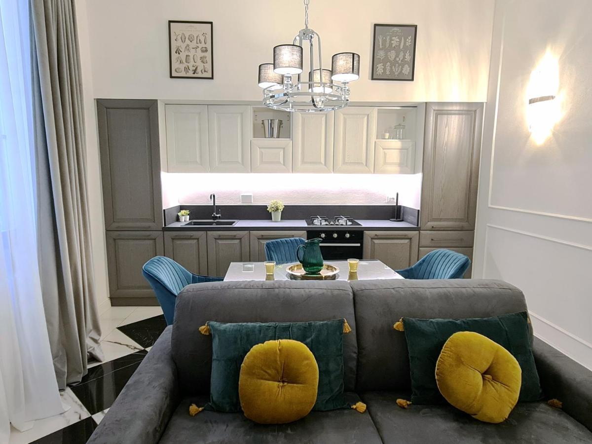 The Buckley Firenze