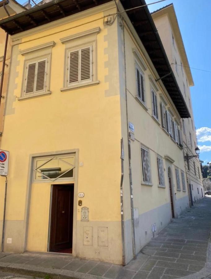 Apartamento Cozy Classic Italian House Near Santa Croce, On The Lungarno