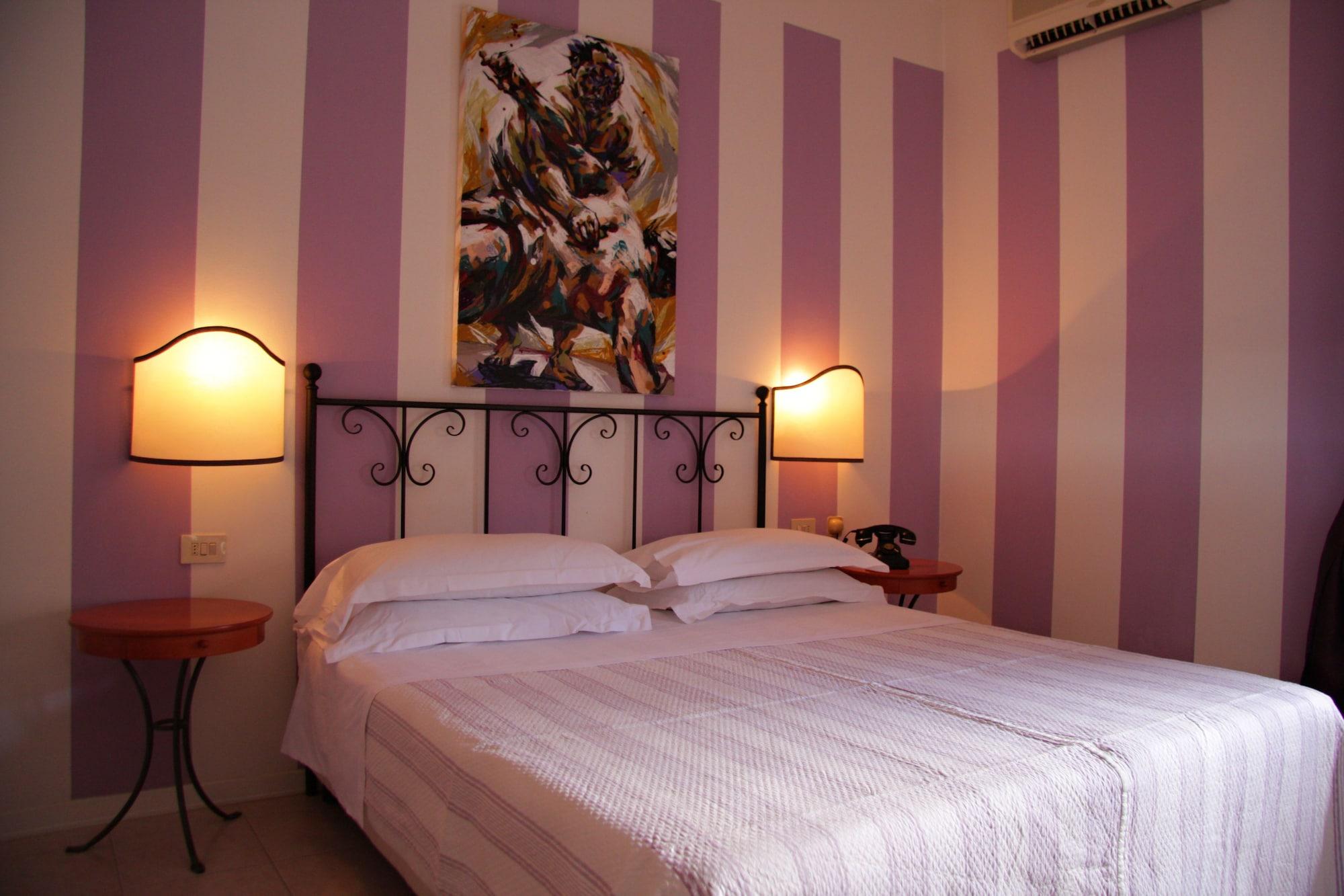 Alex Hotel 3*