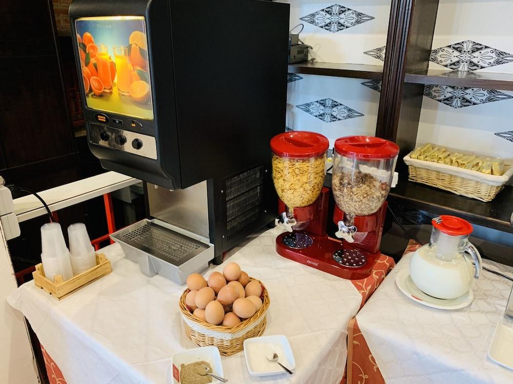Real Ristorante E Pizzeria Parking Free !!!