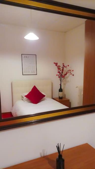 Hospedagem domiciliar Unique & Beautiful Bedroom In Of *