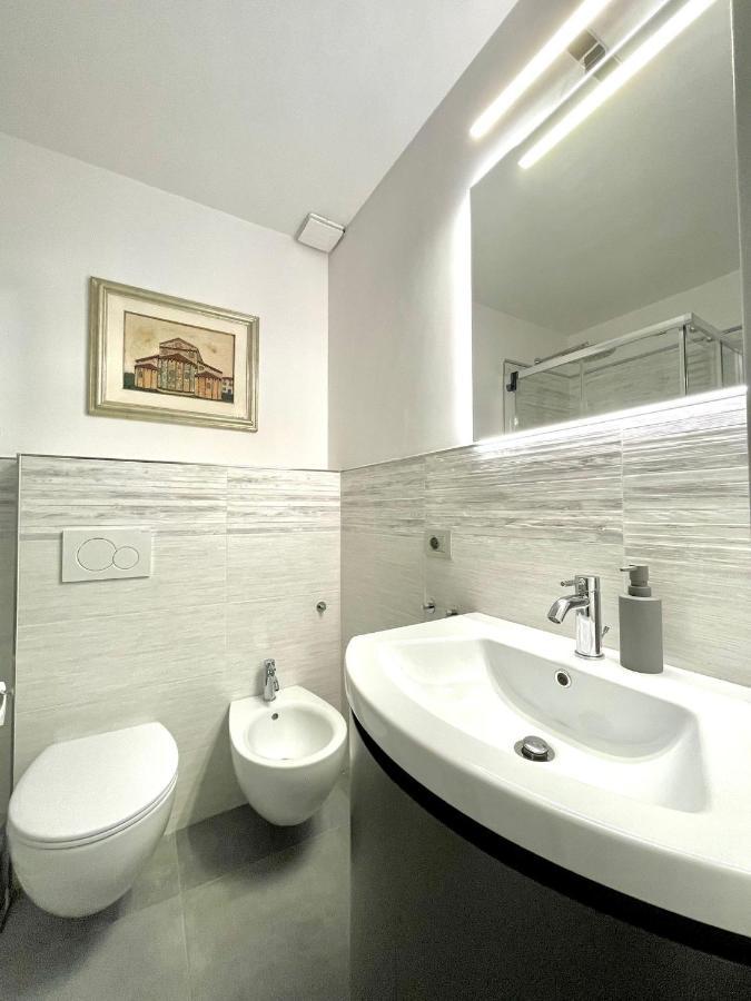 Apartment Charming In The Very Heart Of *