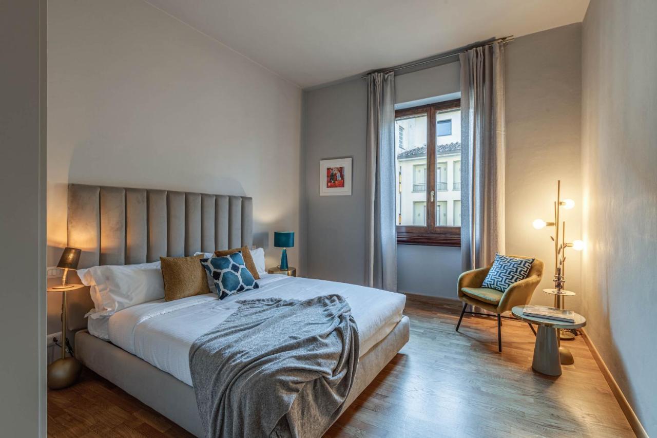 Apartment - Santo Stefano's Mirror Florenz