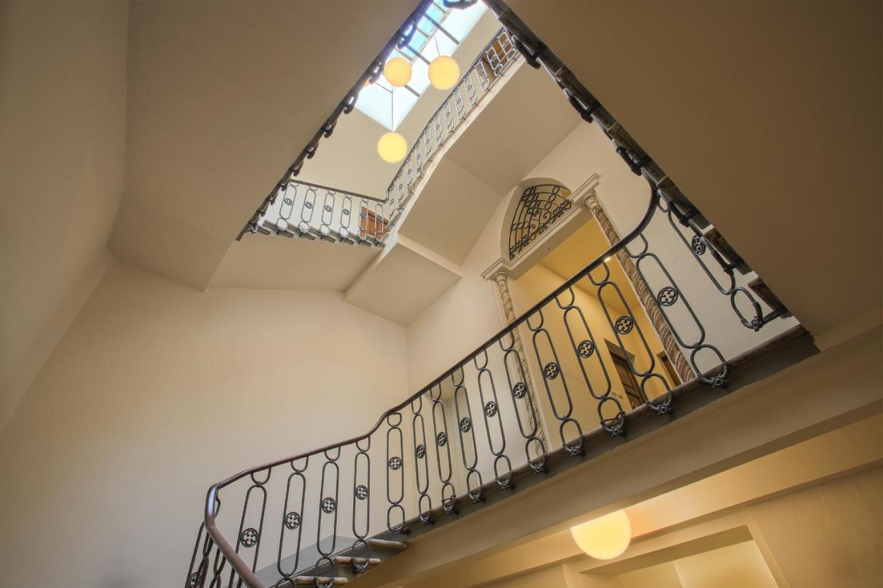 Luxury In - Hosted By Sweetstay Apartment *