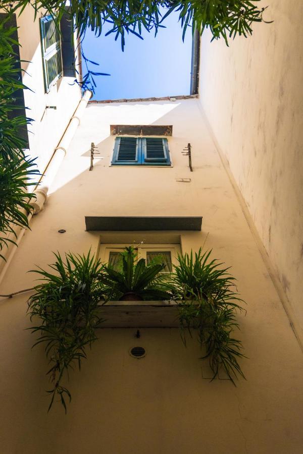 Santa Reparata Apt - Dolcevita Holiday Apartment Florence