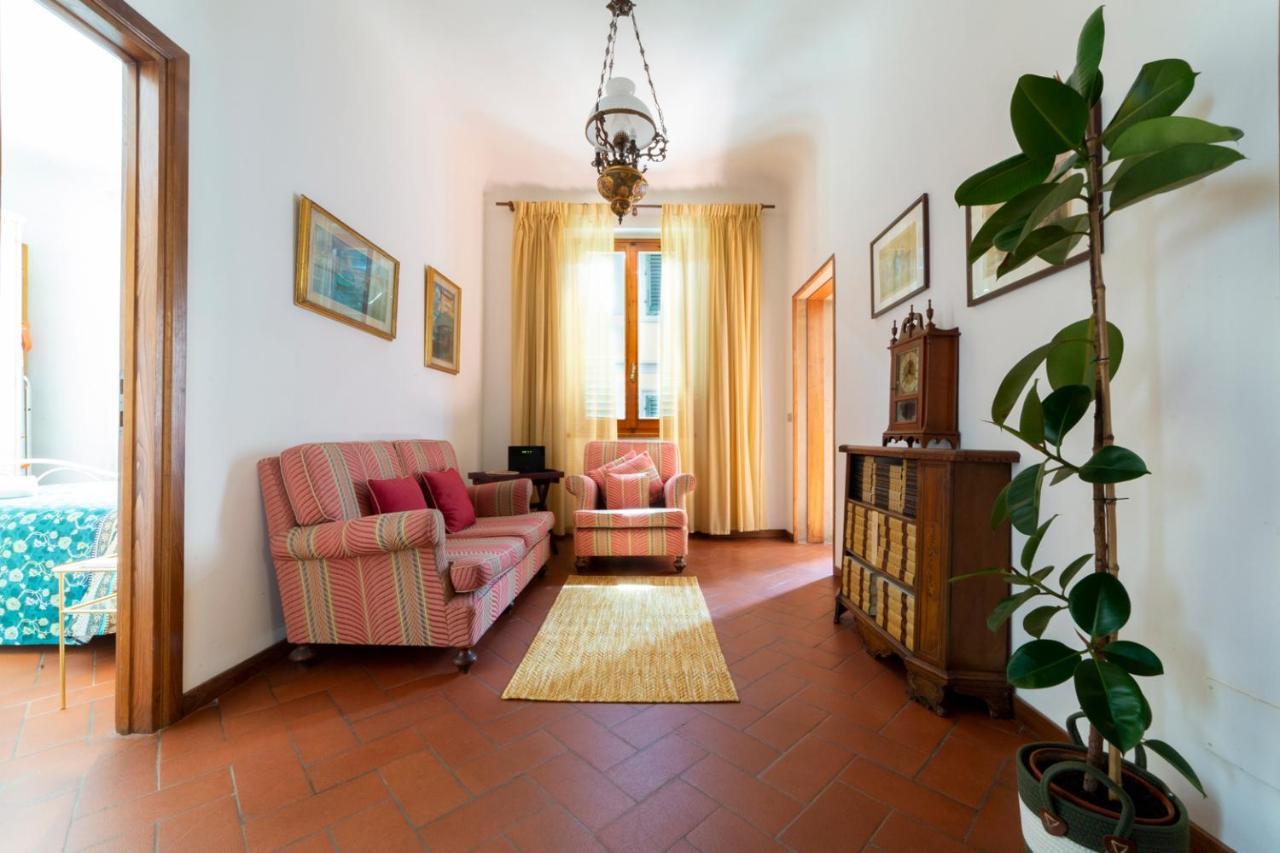 110 Sqm 6 Sleeps In Santa Croce Appartamento