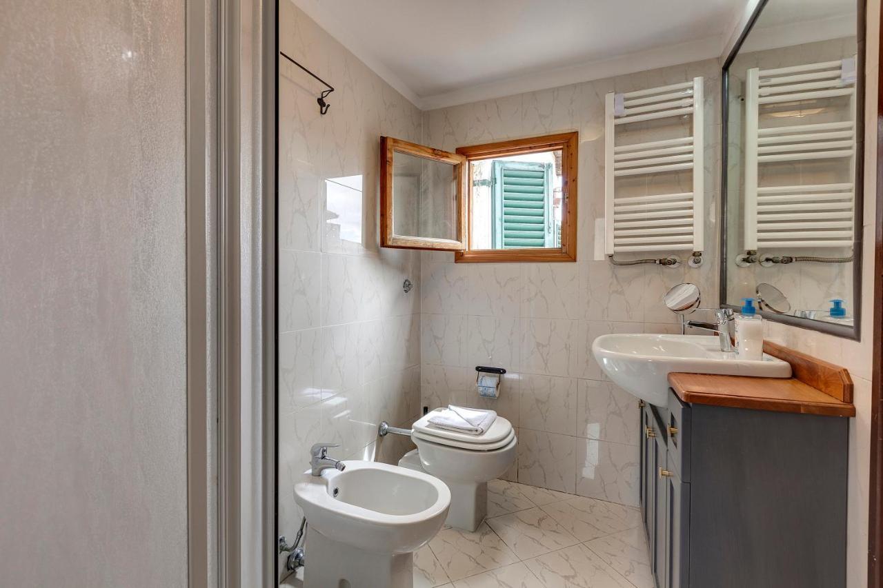 Appartement Lezioso, In *