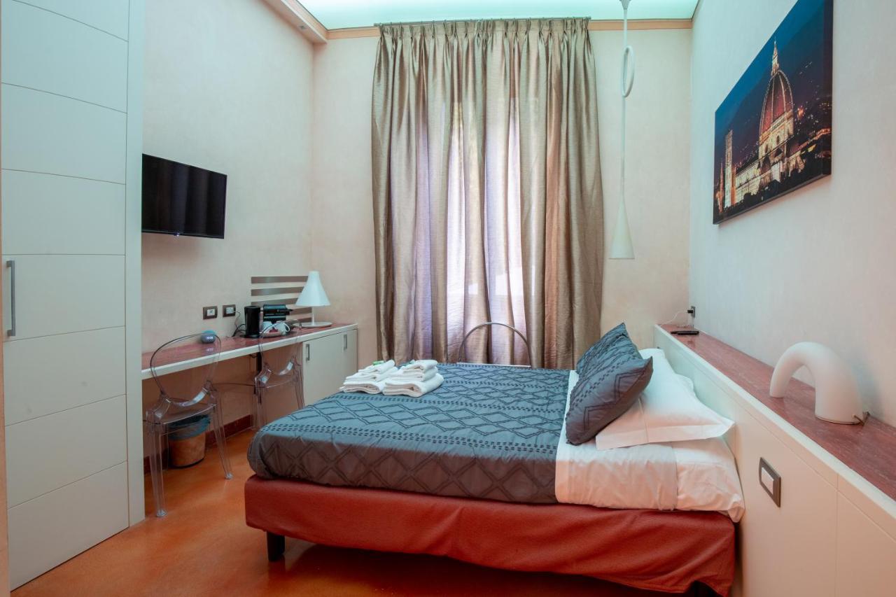 Aurora Garden - & Guest house *