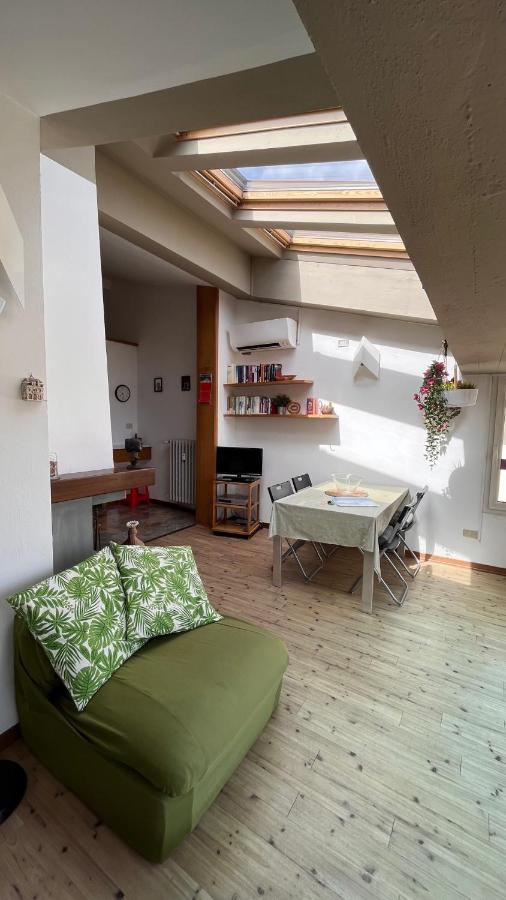 Settesanti Vintage Attic