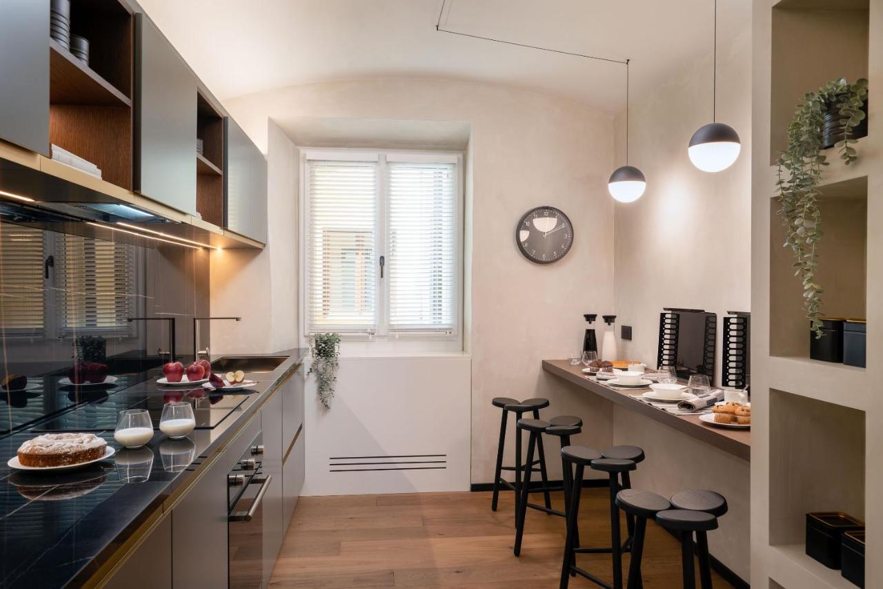 Arts & Crafts Apartment