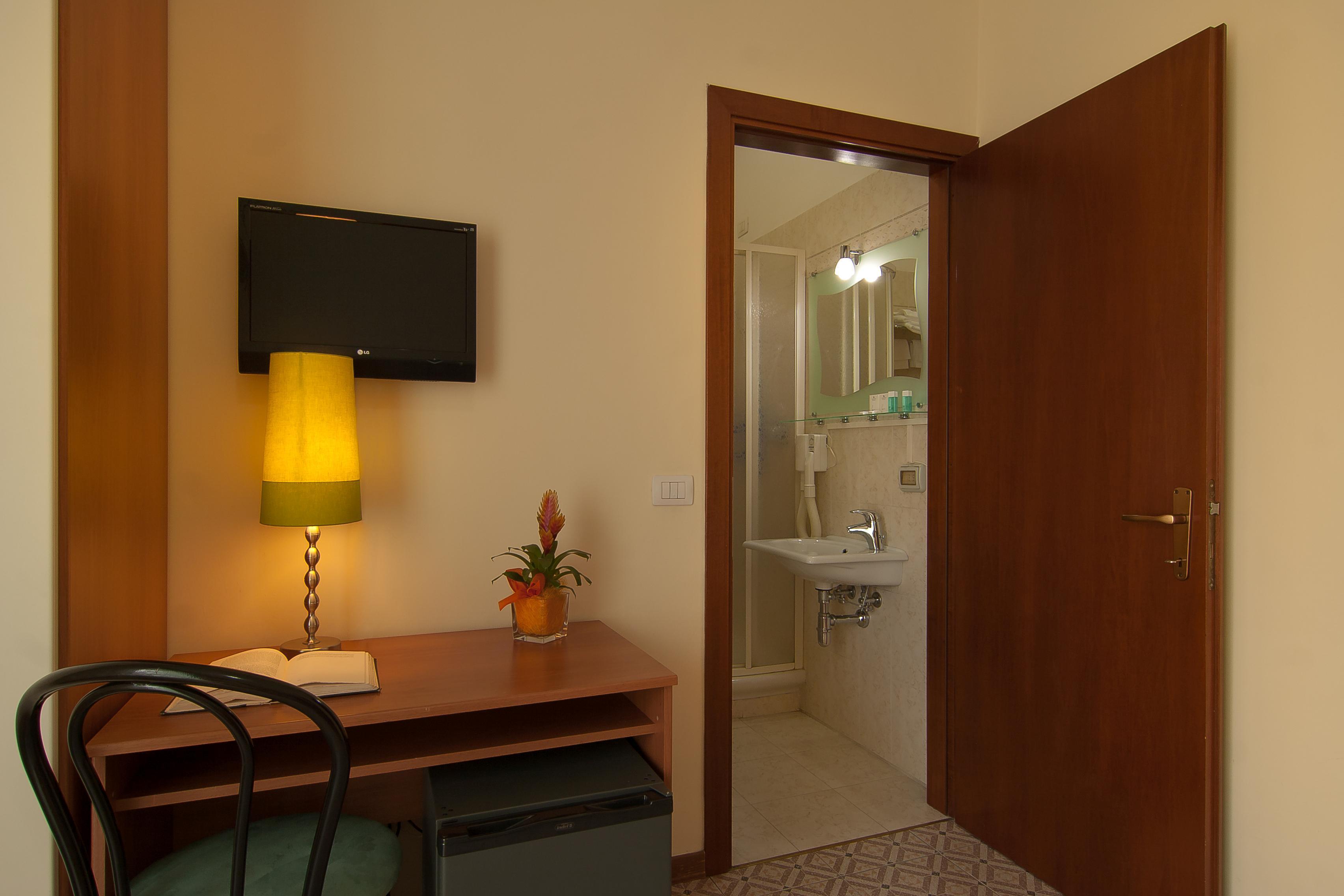 Mio Hotel 3*