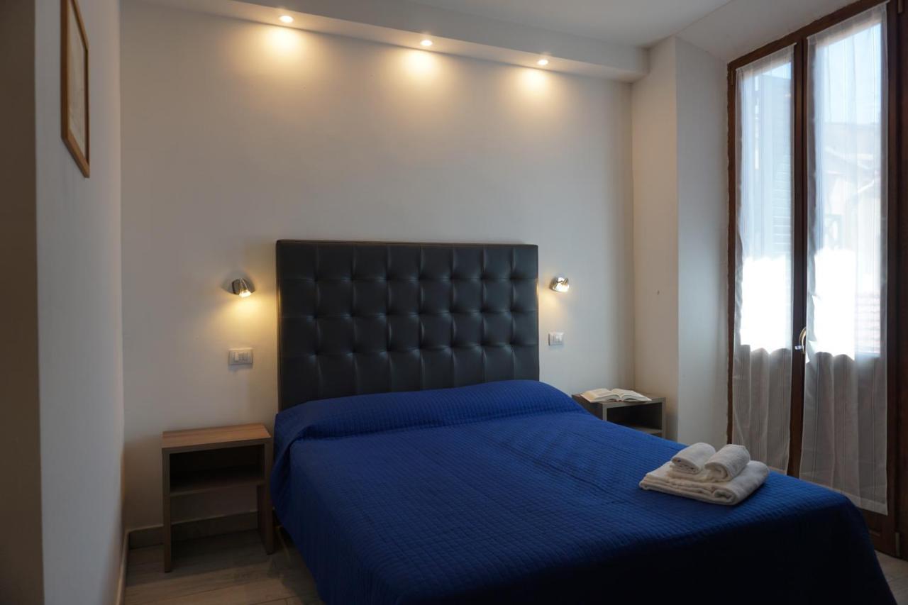 Holiday Rooms