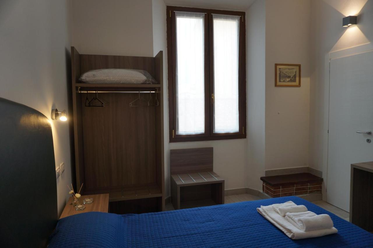 Holiday Rooms