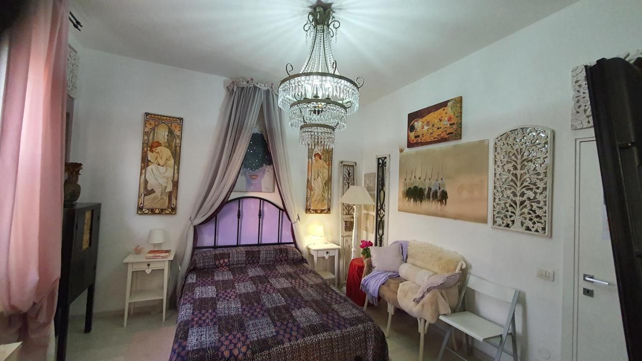 Holidays In * Florença