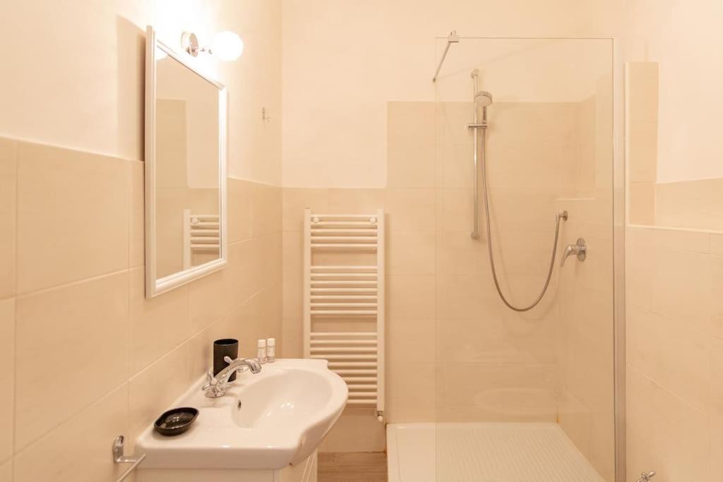 Beautiful In Quite Area Apartment