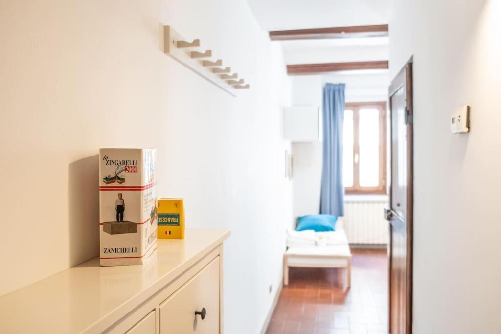Apartment Classic Florentine Flat Near Piazza Santa Croce *