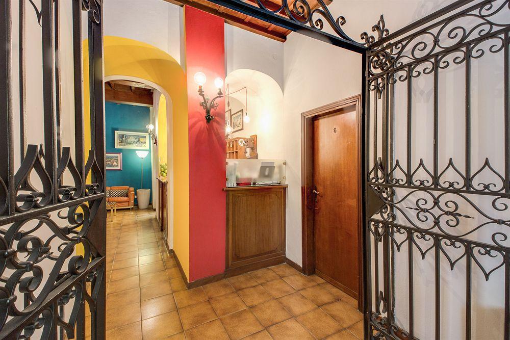 Boston Hotel 3*