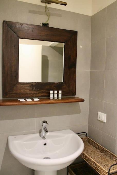 Modern 3br Near Santa Maria Novella Station Apartment *