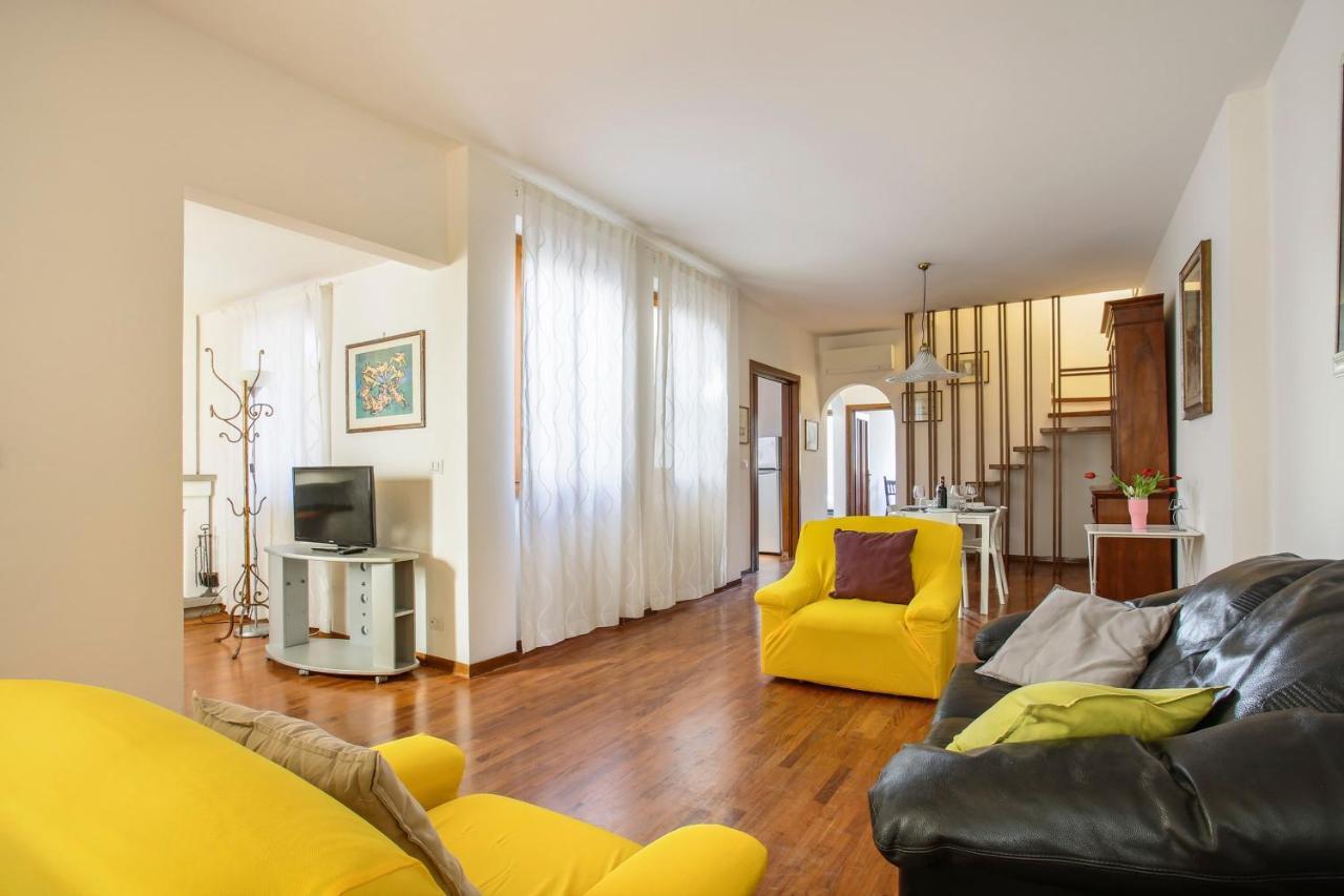 Appartamento In Great Location *
