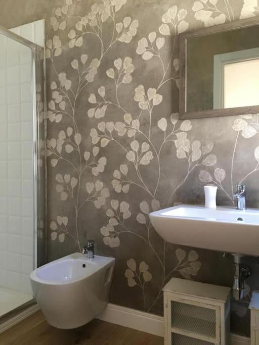 Apartment Di Charme A Due Passi Dalla Stazione