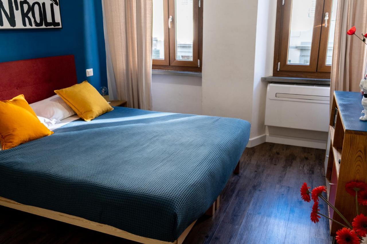45 Guest house *
