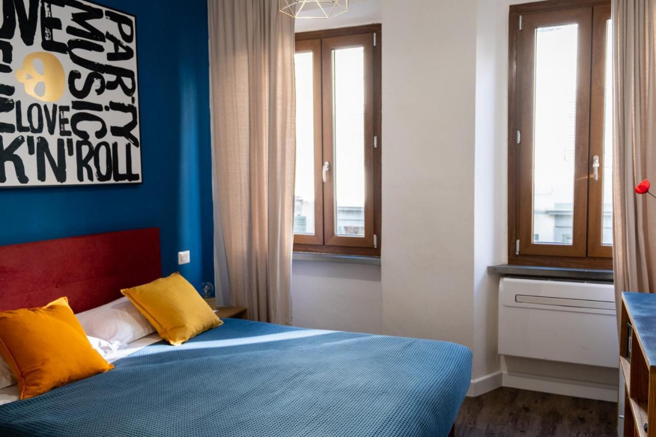 45 Guest house *