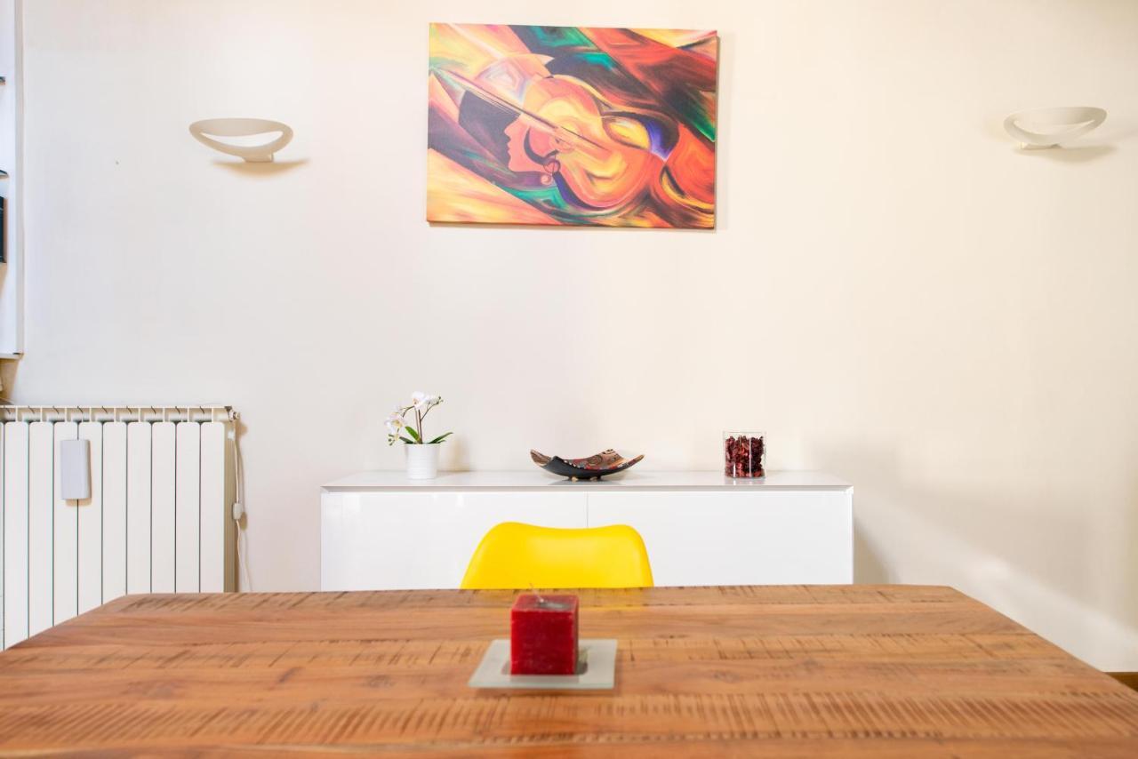 Modern, Bright Near Boboli Gardens & Santo Spirito - Homeunity Florença