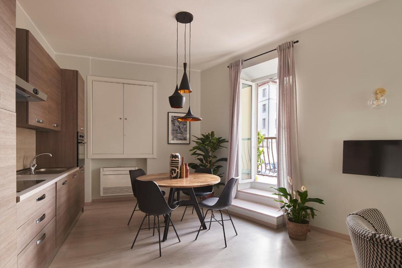 Appartement 3 Master Bedrooms With Balcony On The River With Views Florence