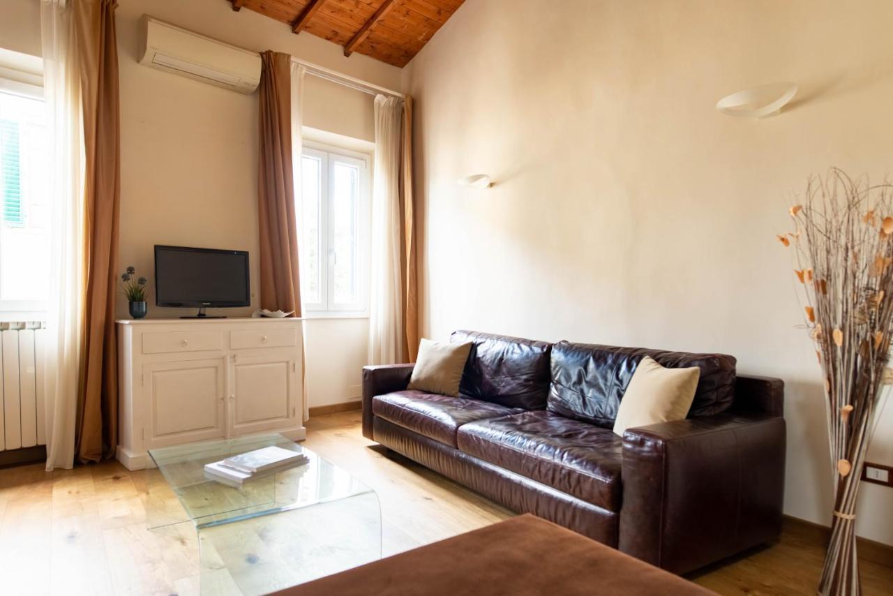 Apartamento Modern, Bright Near Boboli Gardens & Santo Spirito - Homeunity *