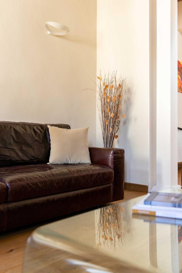 Modern, Bright Near Boboli Gardens & Santo Spirito - Homeunity * Florença