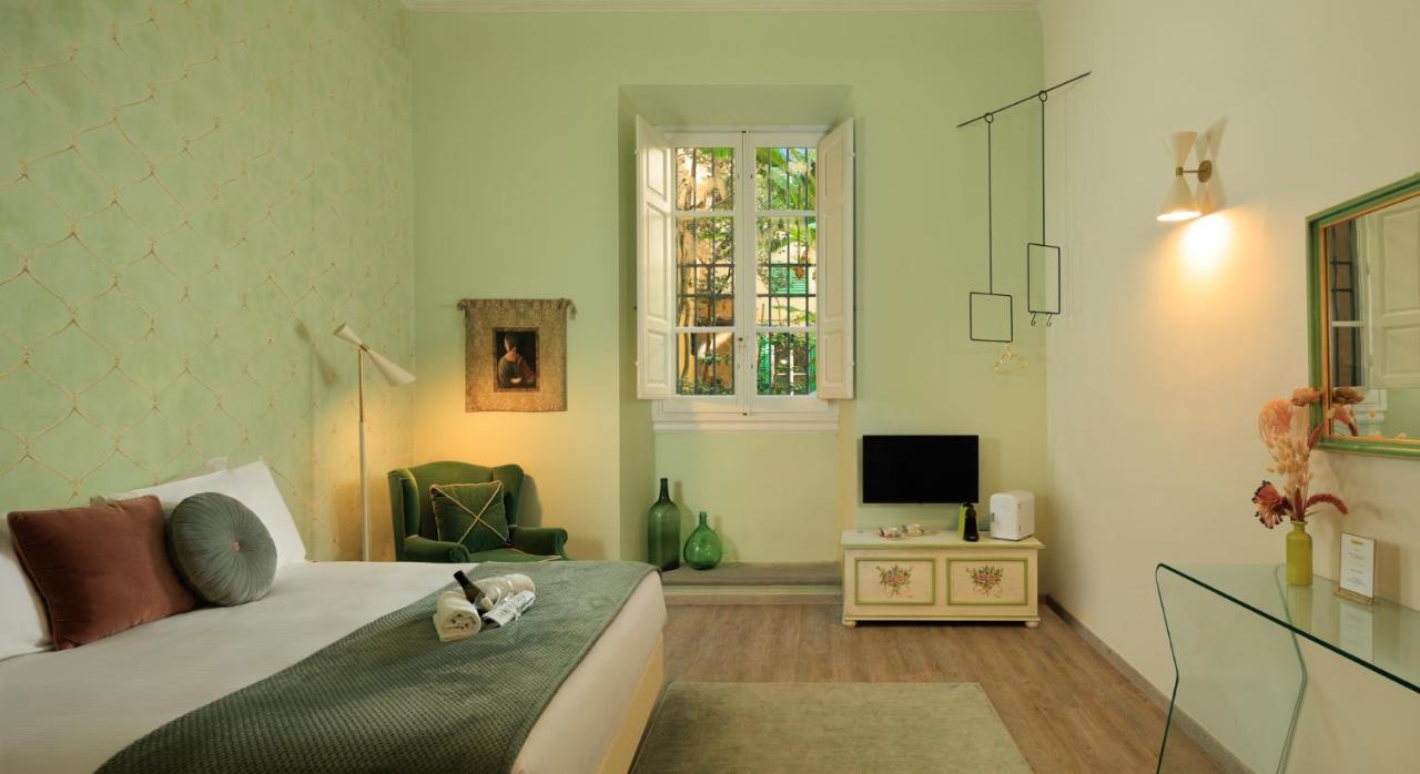Guest house The Magnificent Maison Du Charme