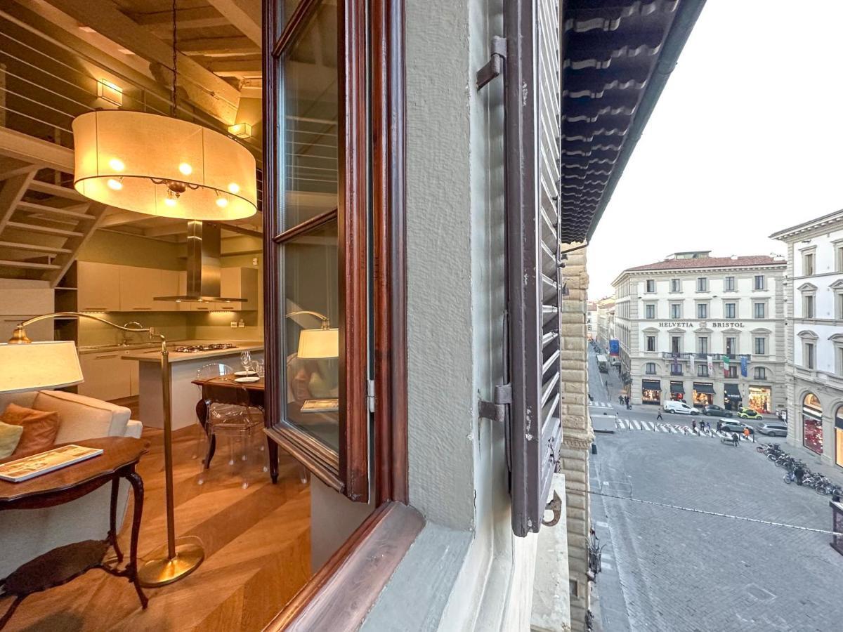 Penthouse In Palace Strozzi Appartement *