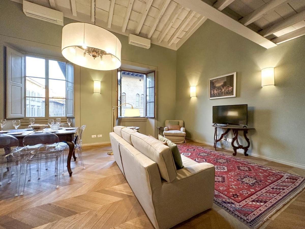 Penthouse In Palace Strozzi Appartement