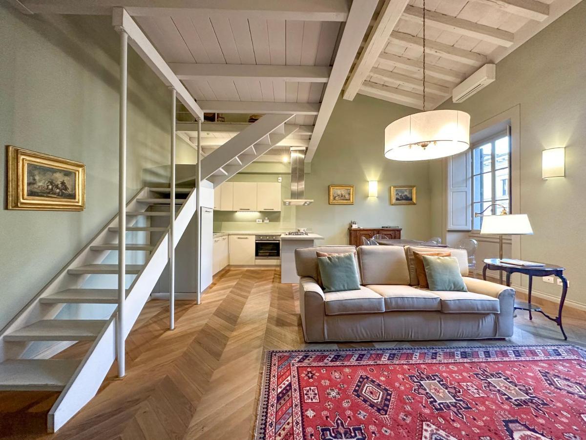 Appartement Penthouse In Palace Strozzi *