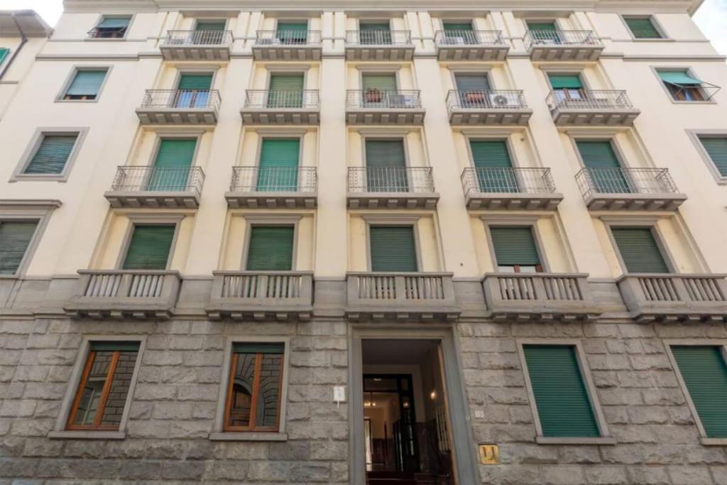 Stylish Four Bedrooms - Center Appartement *