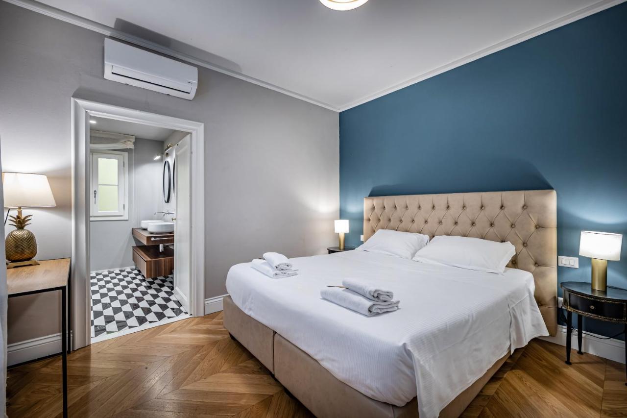 Hs4u Ricasoli Luxury Near Duomo N. 3 Appartement