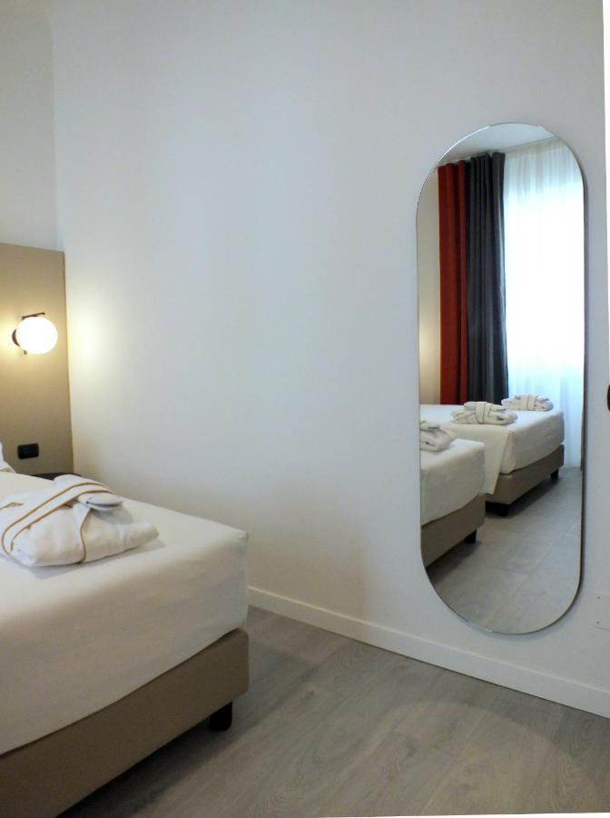 Hotel Bb Smarthotel Derose 4*
