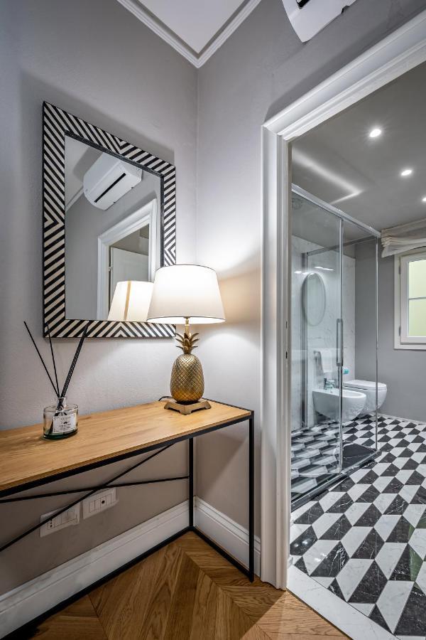 Hs4u Ricasoli Luxury Near Duomo N. 3 Appartement *