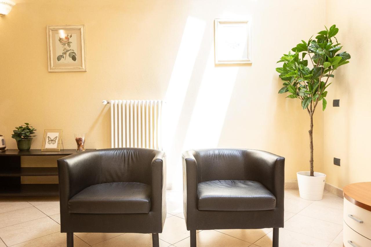 Apartment Palazzo Ghibellina 3 By In *