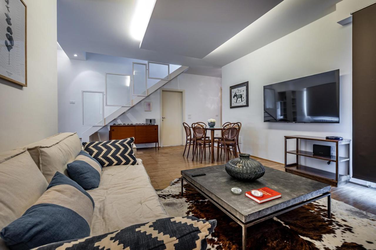 Yid Penthouse On River With Parking * Florence