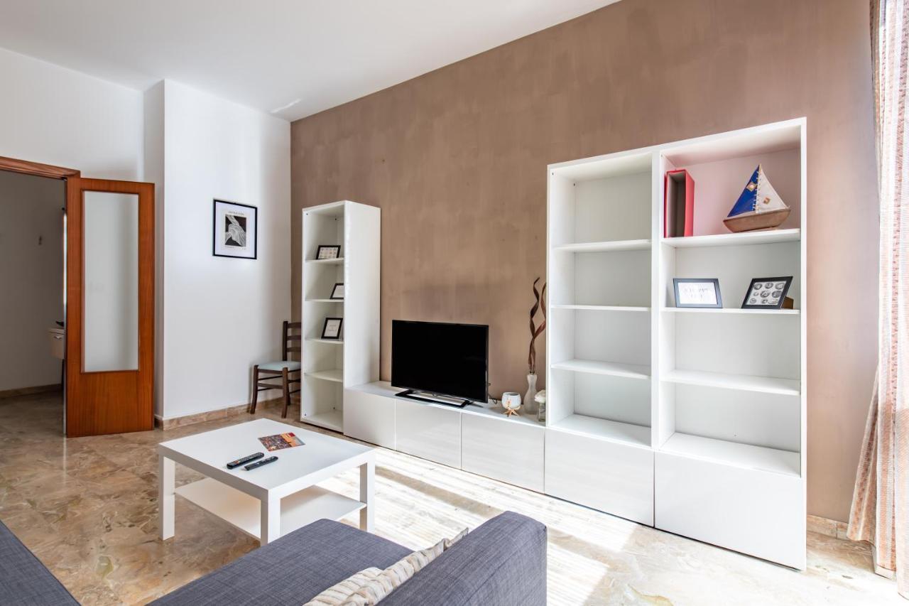 Apartment Modern & Bright Apartment!