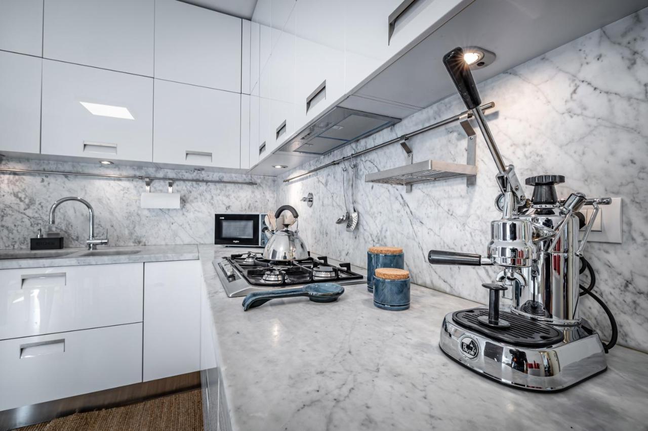 Apartment Yid Penthouse On River With Parking Florence