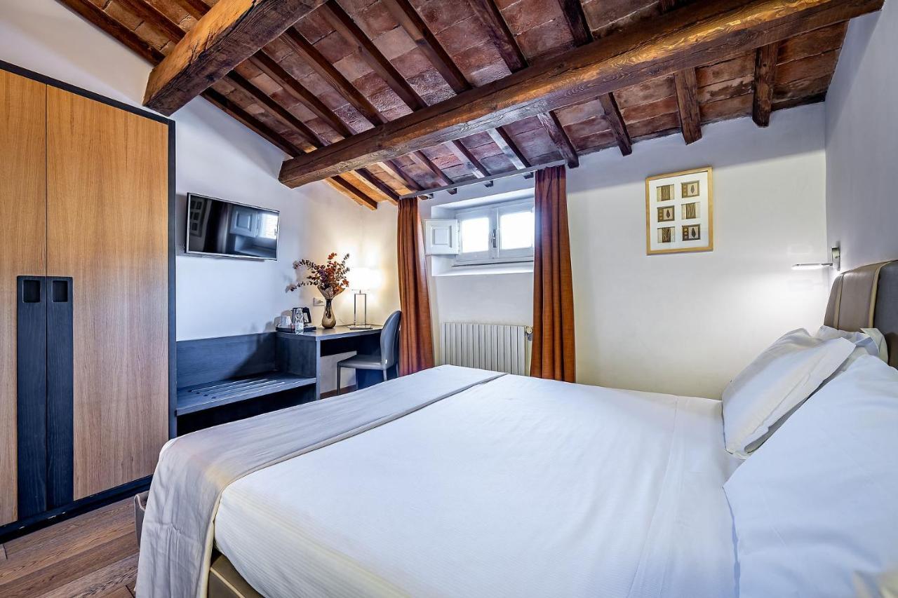 Bed & Breakfast Martelli 6 &