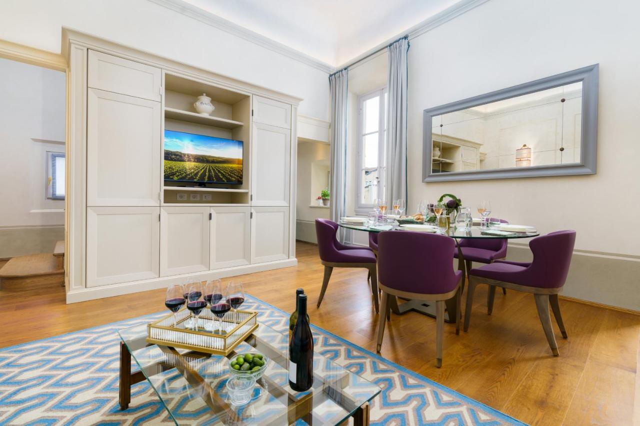 Donna Lipsi - La Dimora Degli Affreschi Appartement Florence