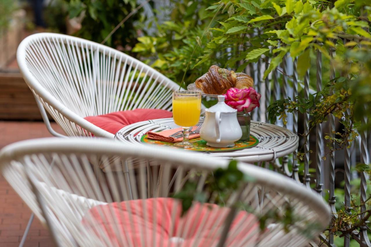 Secret Garden Bed & Breakfast *