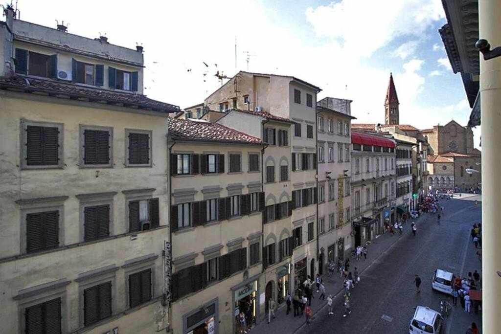 Via Panzani Near The Train Station Florenz