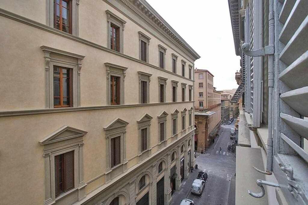 Piazza Repubblica Elegant