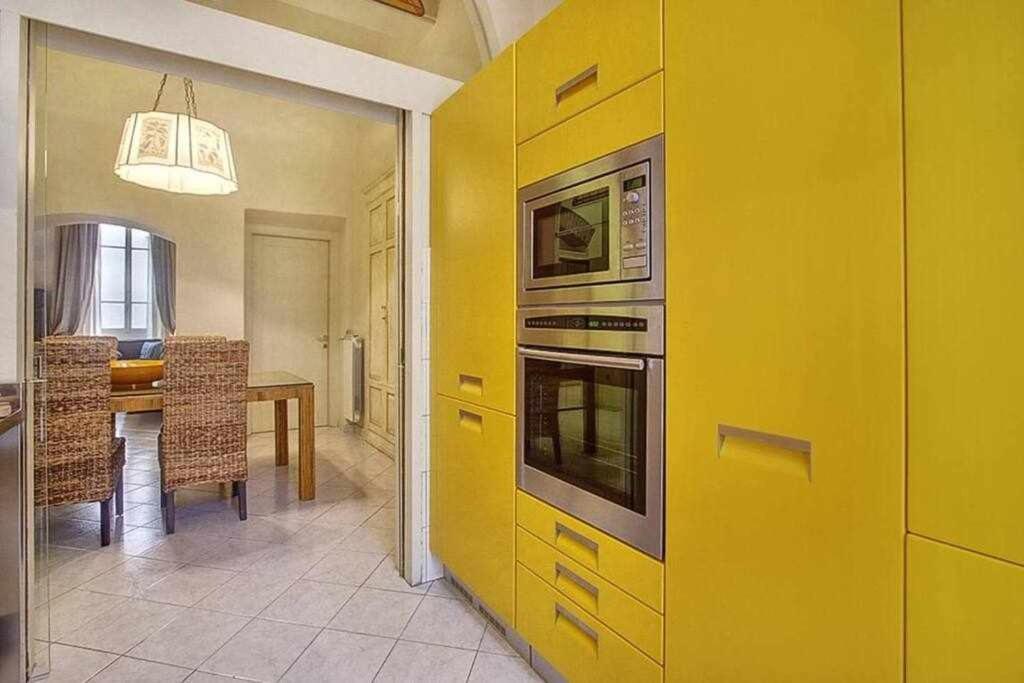 Apartment Piazza Repubblica Elegant Florence
