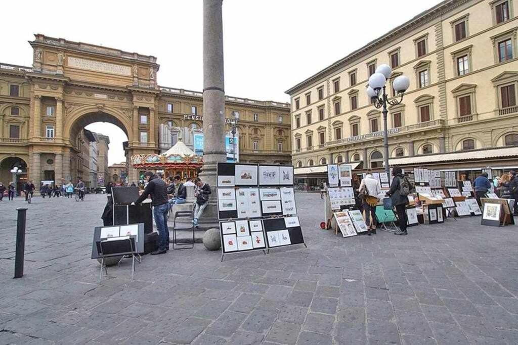 Piazza Repubblica Elegant Apartment *